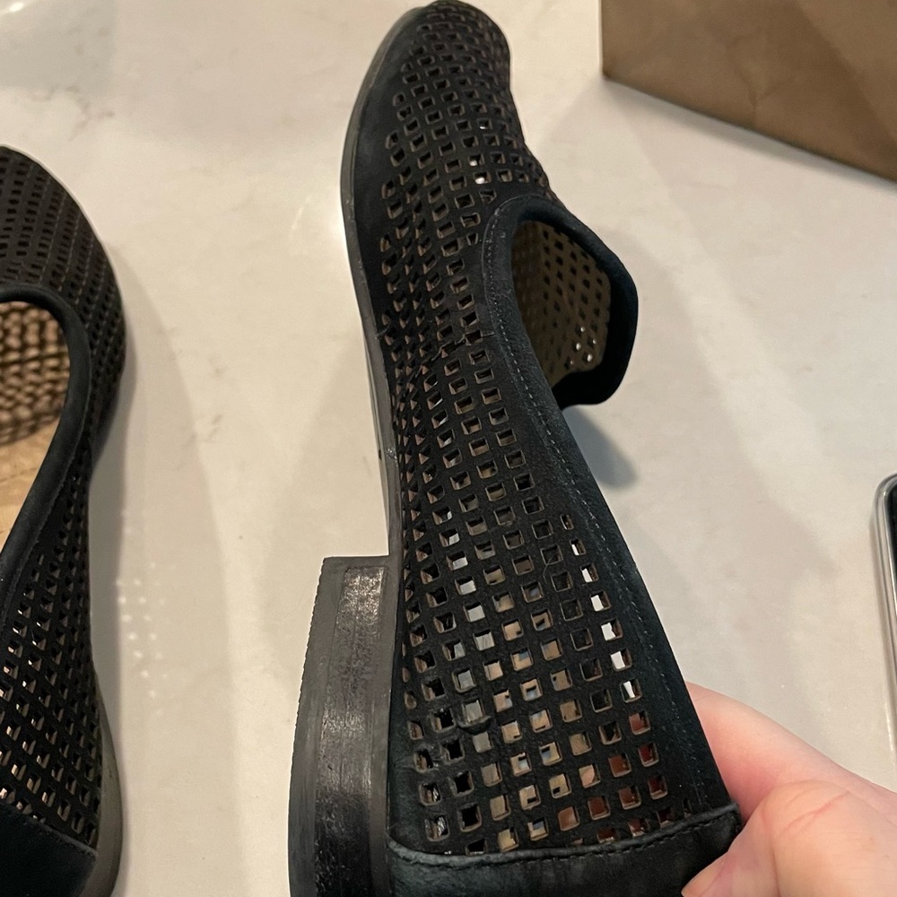Shoes - Picture 2 of 3